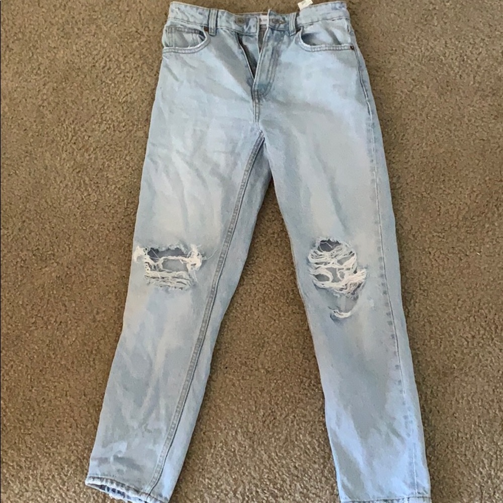 ZARA MOM FIT JEANS